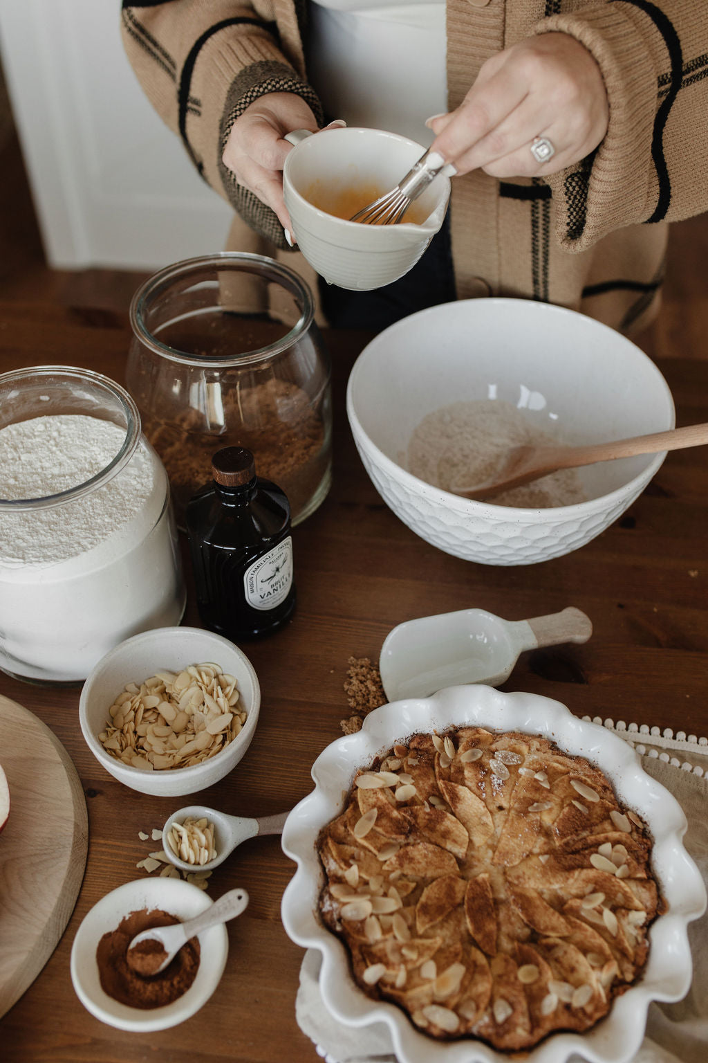 Stoneware Batter Bowl Measuring Cups