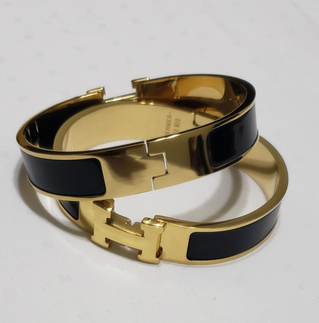 h buckle bracelet