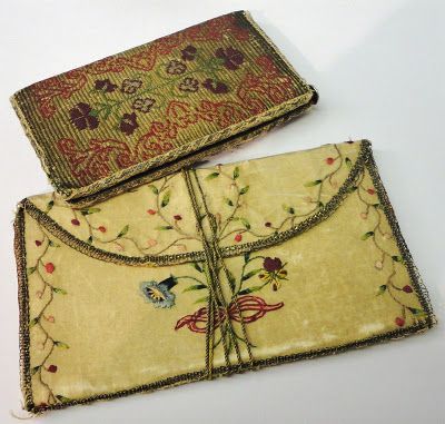 Old men's wallet in late 17th century