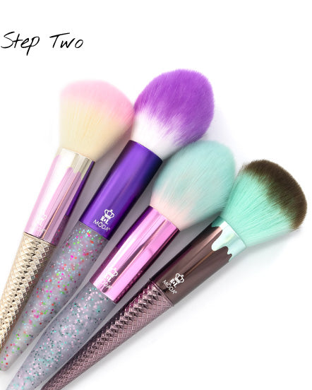 BMD-ICCSET5, BMD-ICVSET5, BMD-GBSET6PK, and BMD-GBSET6PU Professional Makeup Brushes