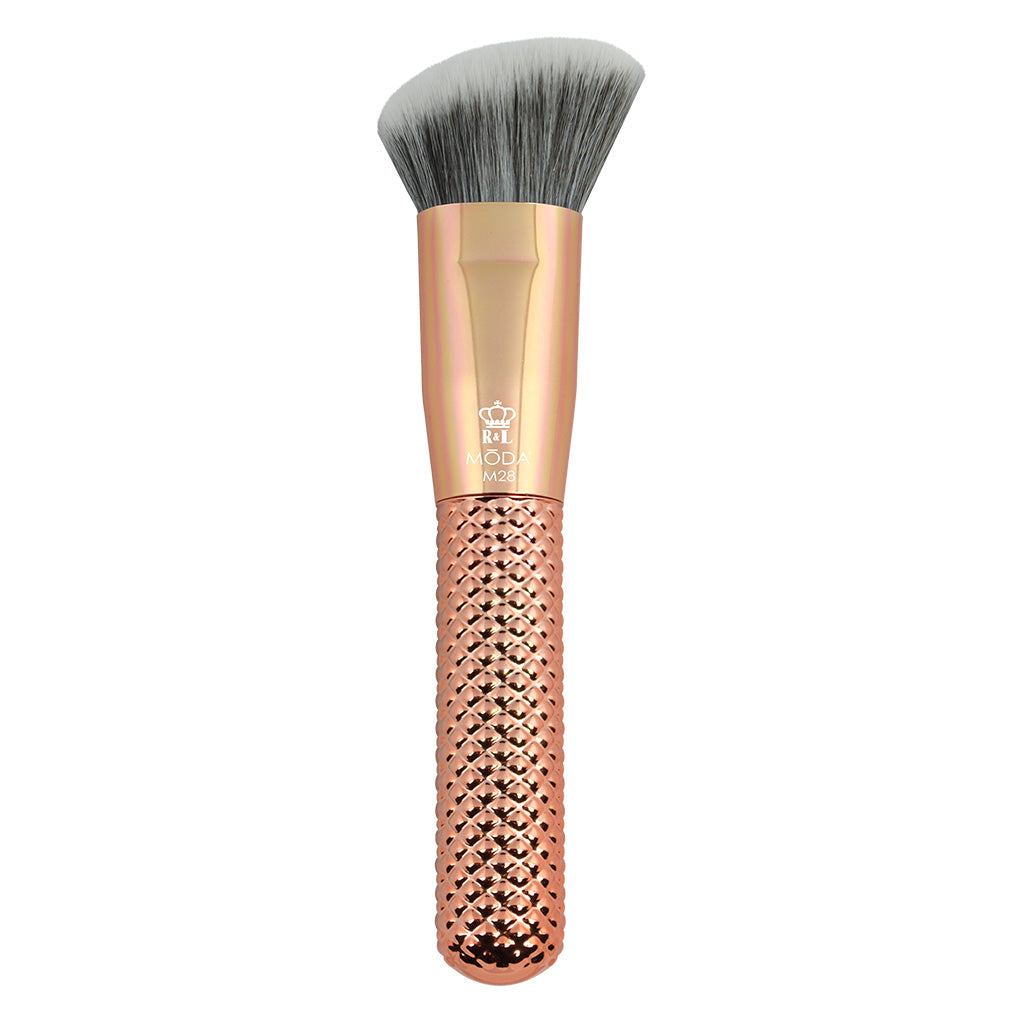 MODA Makeup Brushes, MODA, MODA Metallics Angle Blender, MODA Metallics Angle Blender รีวิว, MODA Metallics Angle Blender ราคา, MODA Makeup Brushes Metallics Angle Blender, MODA Makeup Brushes Metallics Angle Blender แปรงสำหรับเบลนเมคอัพ เพิ่มมิติให้ใบหน้าแลดูเด่นชัด ขนแปรงฟูนุ่ม ทรงโค้งมนปลายตัดเฉียง