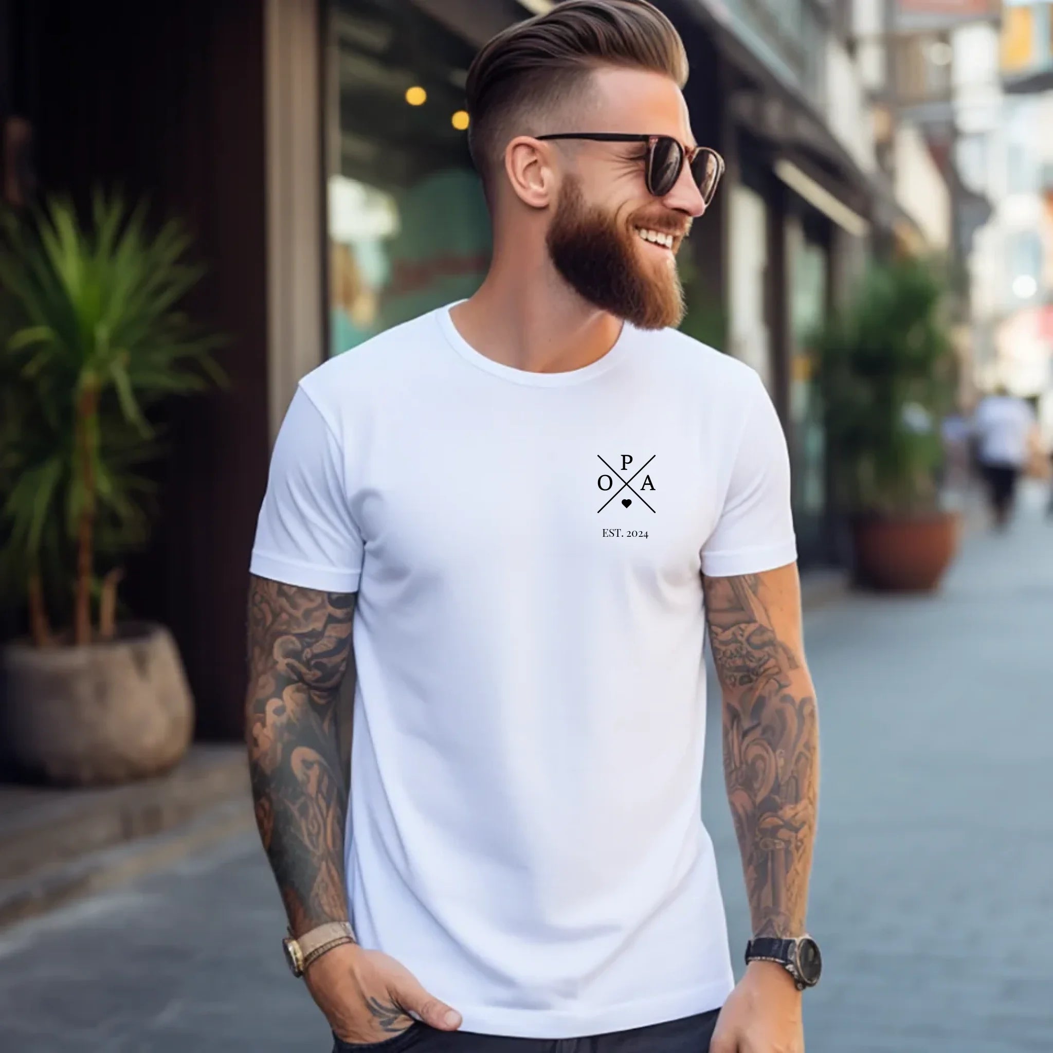 Personalisierbares T-Shirt - Opa Monogram Vol. 1 - Geschenk für Opa zum Geburtstag, Vatertag oder Weihnachten etc.