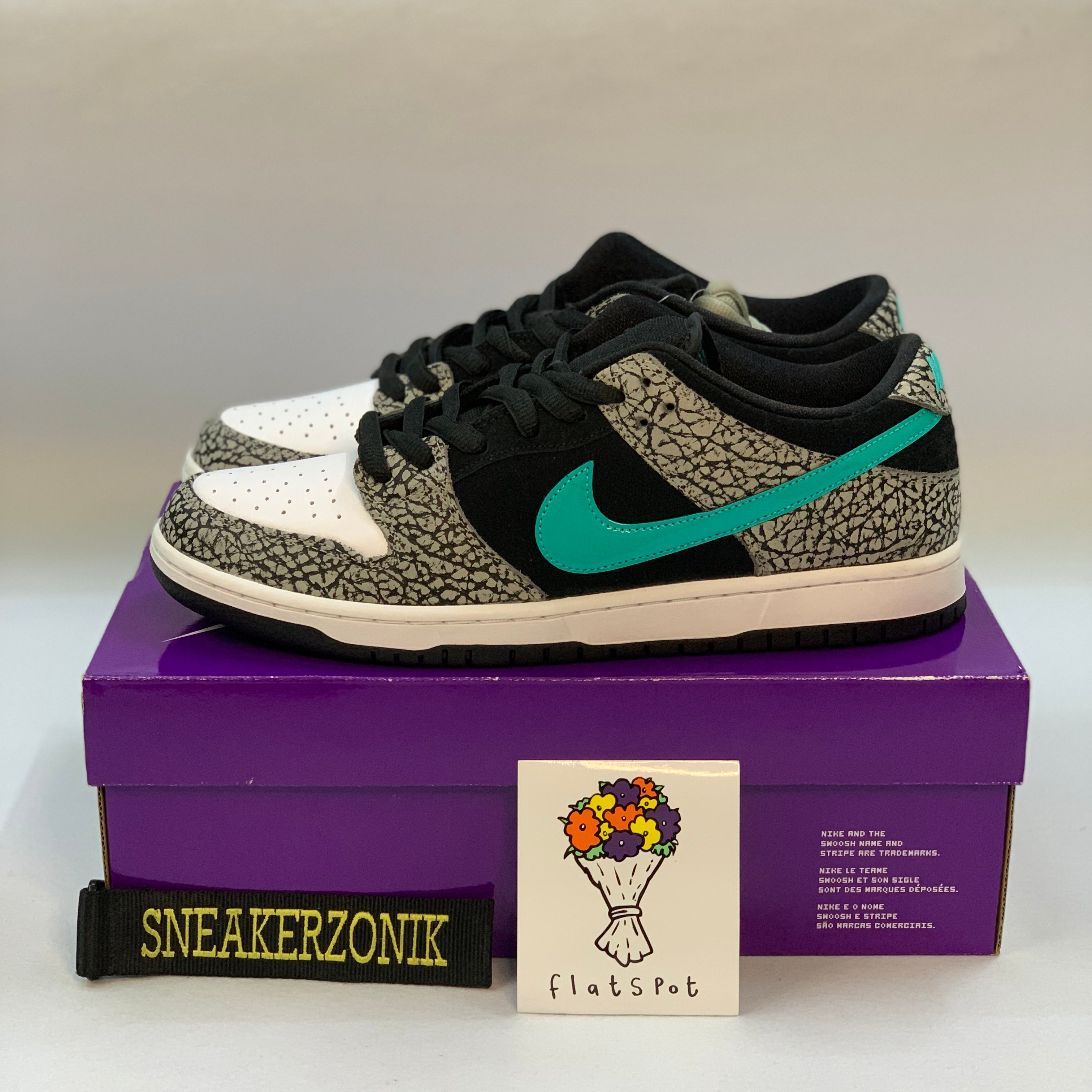 nike sb dunk low atmos