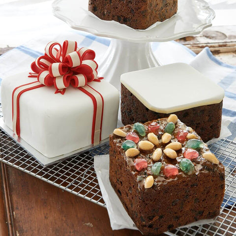Decorated Christmas Cakes