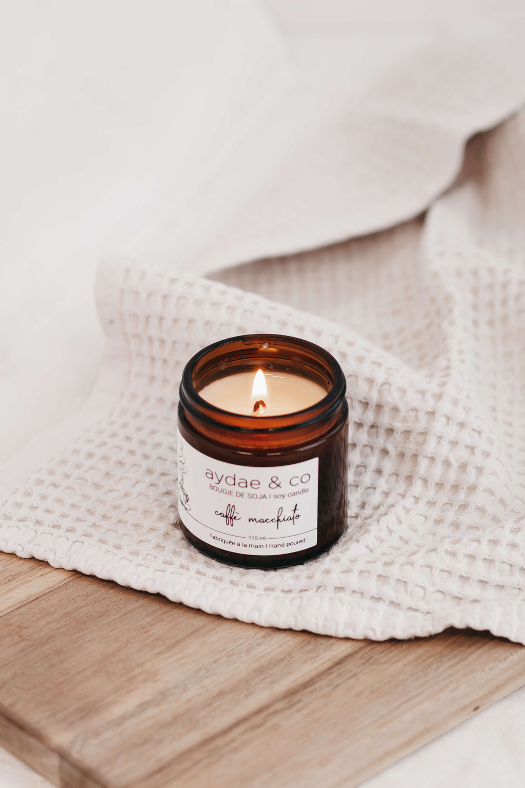 Bougie Cire de Soja Lilas : 50h de fragrance printanière 🌸🕯️ –