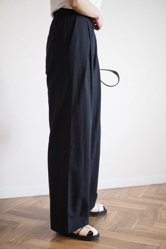 rehellinen linen tuck culotte （色 beige）の+inforsante.fr