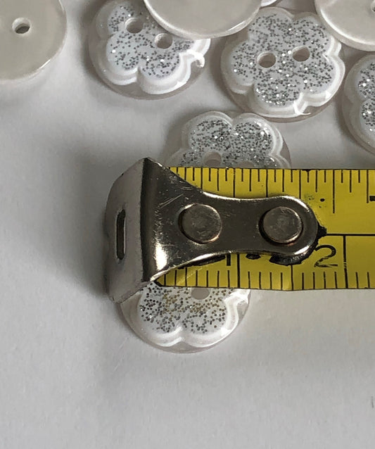 Silver Star Shaped Buttons – The Sewing Hutch