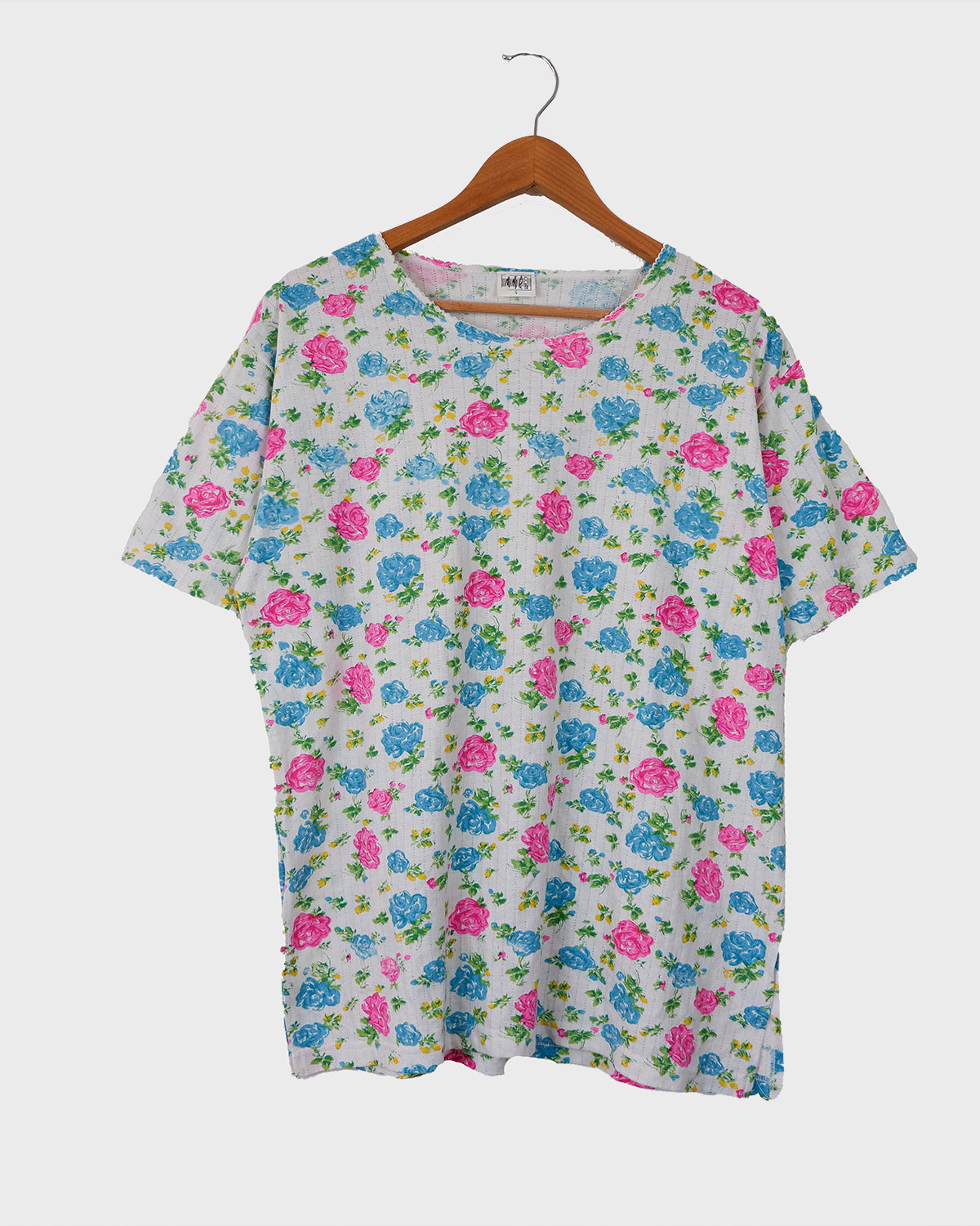 Image of Vintage 80s pink / blue floral pattern tshirt | S - M