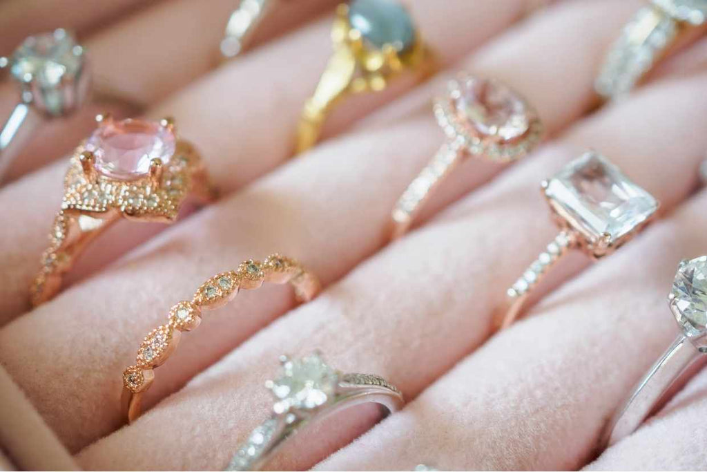 Types of Gold Rings