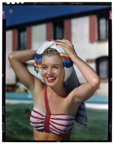 marilyn-monroe-swimsuit-towel-palm-springracquetclub