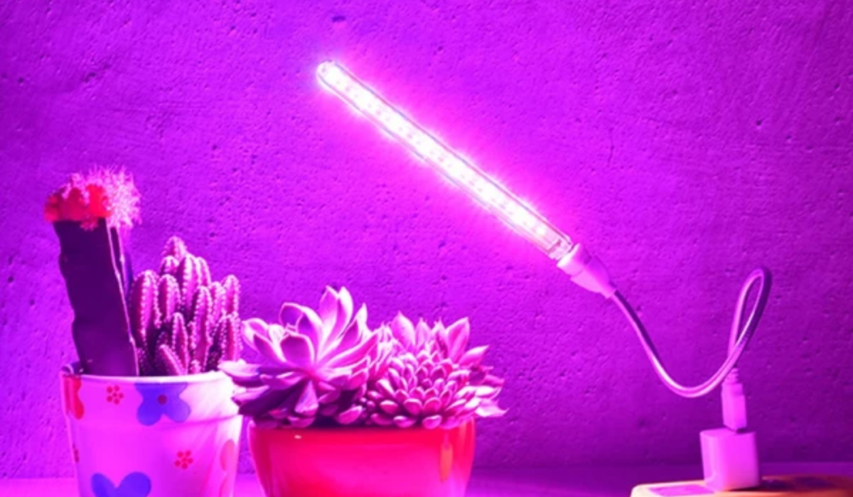 indoor-led-plant-grow-light-strip-colors