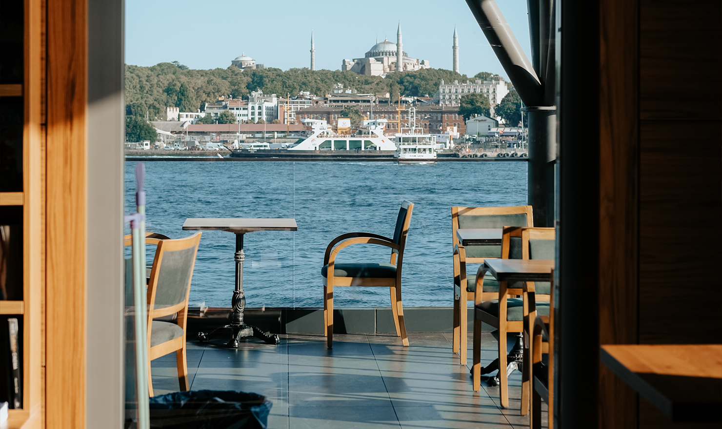 Outdoor Table and Chair Setting