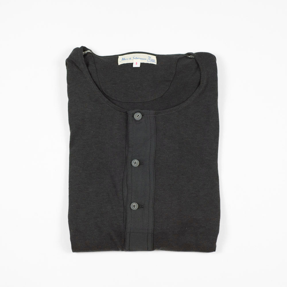 Black long sleeve 102 Henley