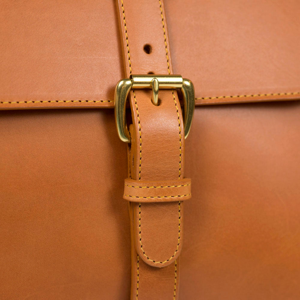 English Briefcase in Tan harness belting leather