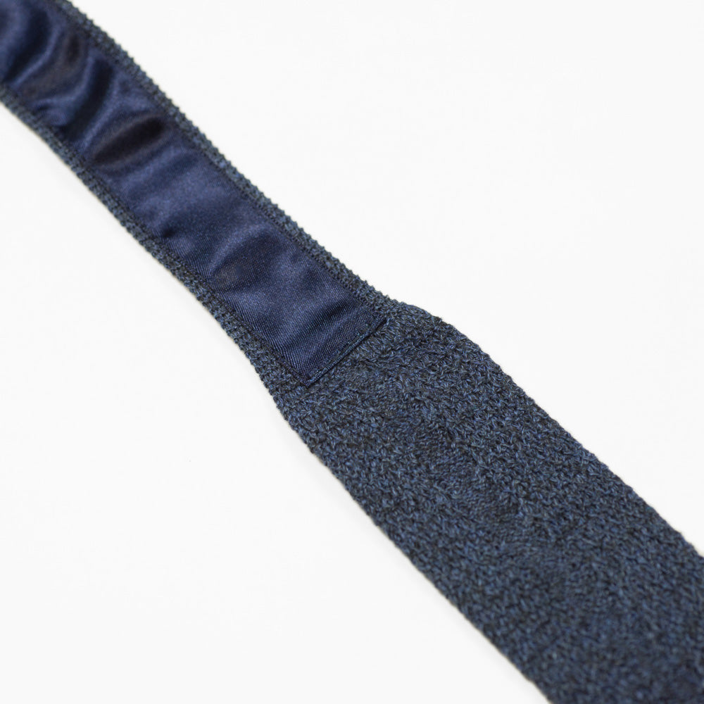 Blue pointed bottom cotton knit tie