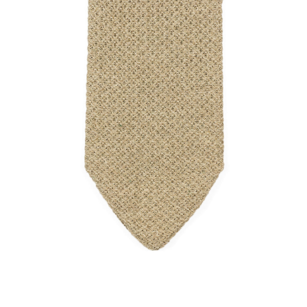 Ecru pointed bottom cotton knit tie