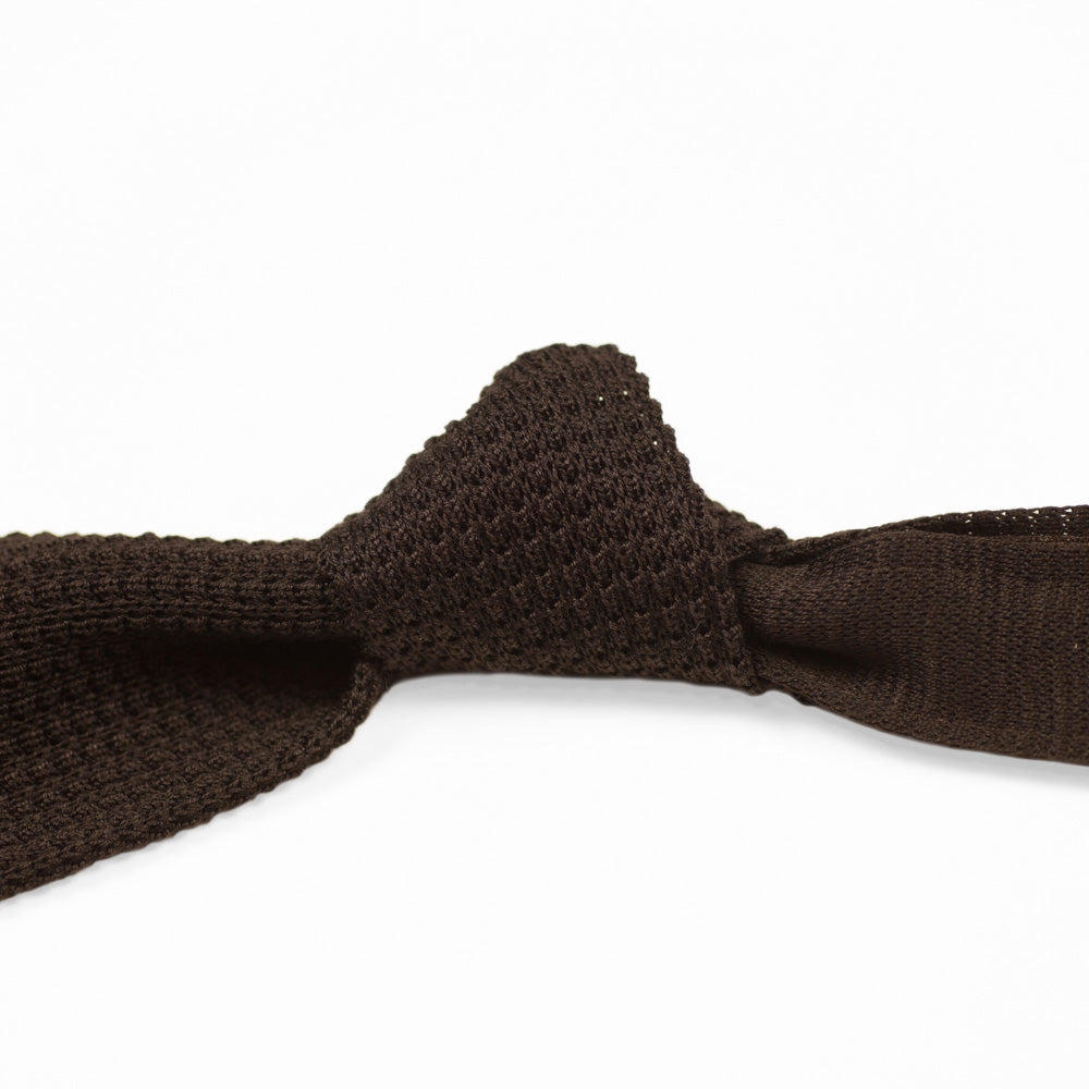 Dark brown square bottom cotton knit tie