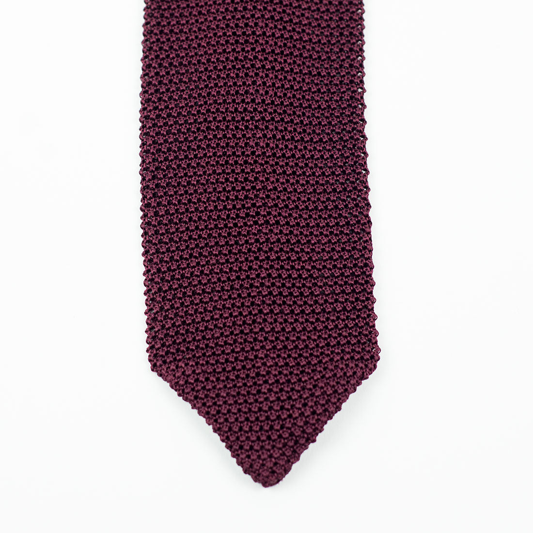 Burgundy pointed bottom crunchy silk knit tie