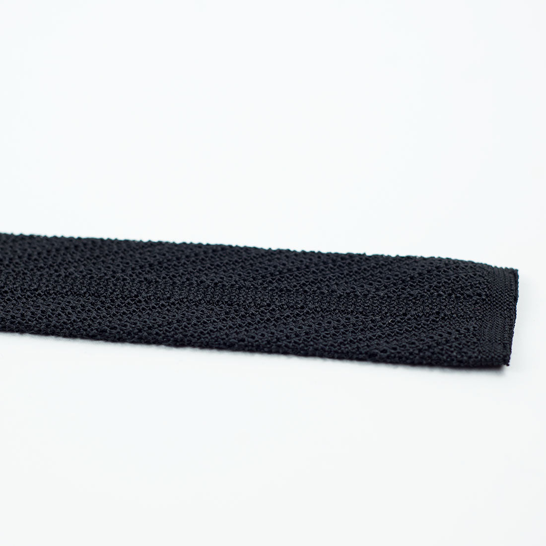 Black self-striped square bottom silk knit tie