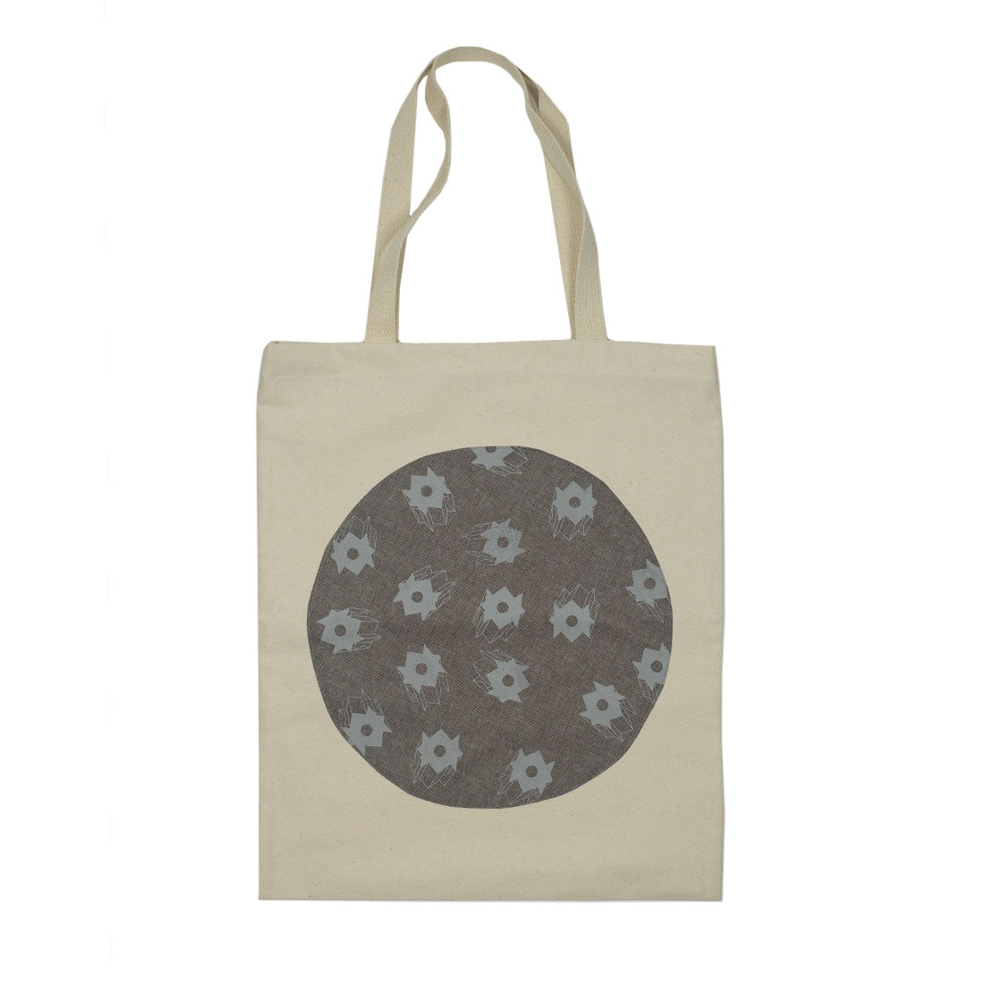 Circle tote in natural cotton with hand-printed patch