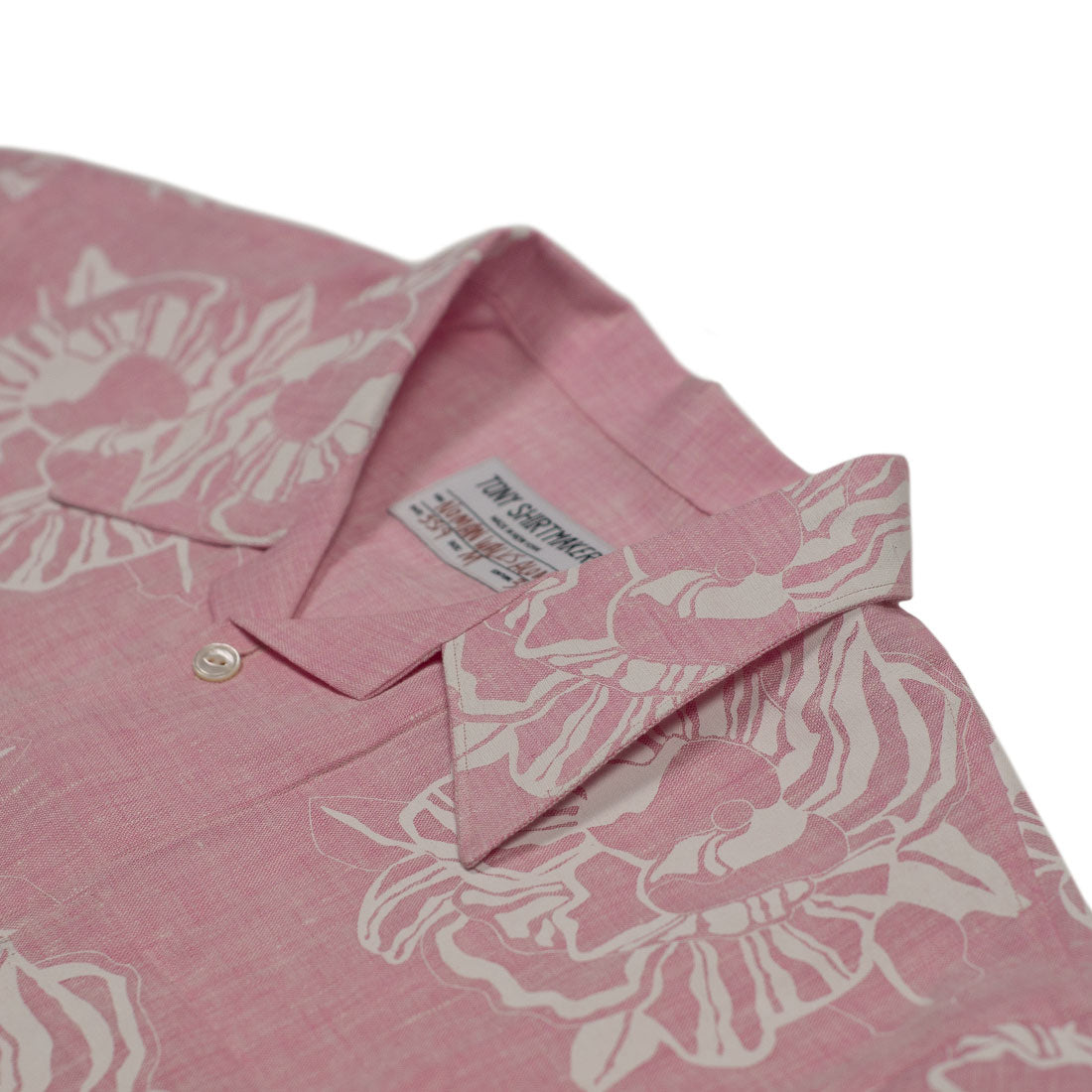 Camp Collar pocket shirt in pink linen with white oversized flower print