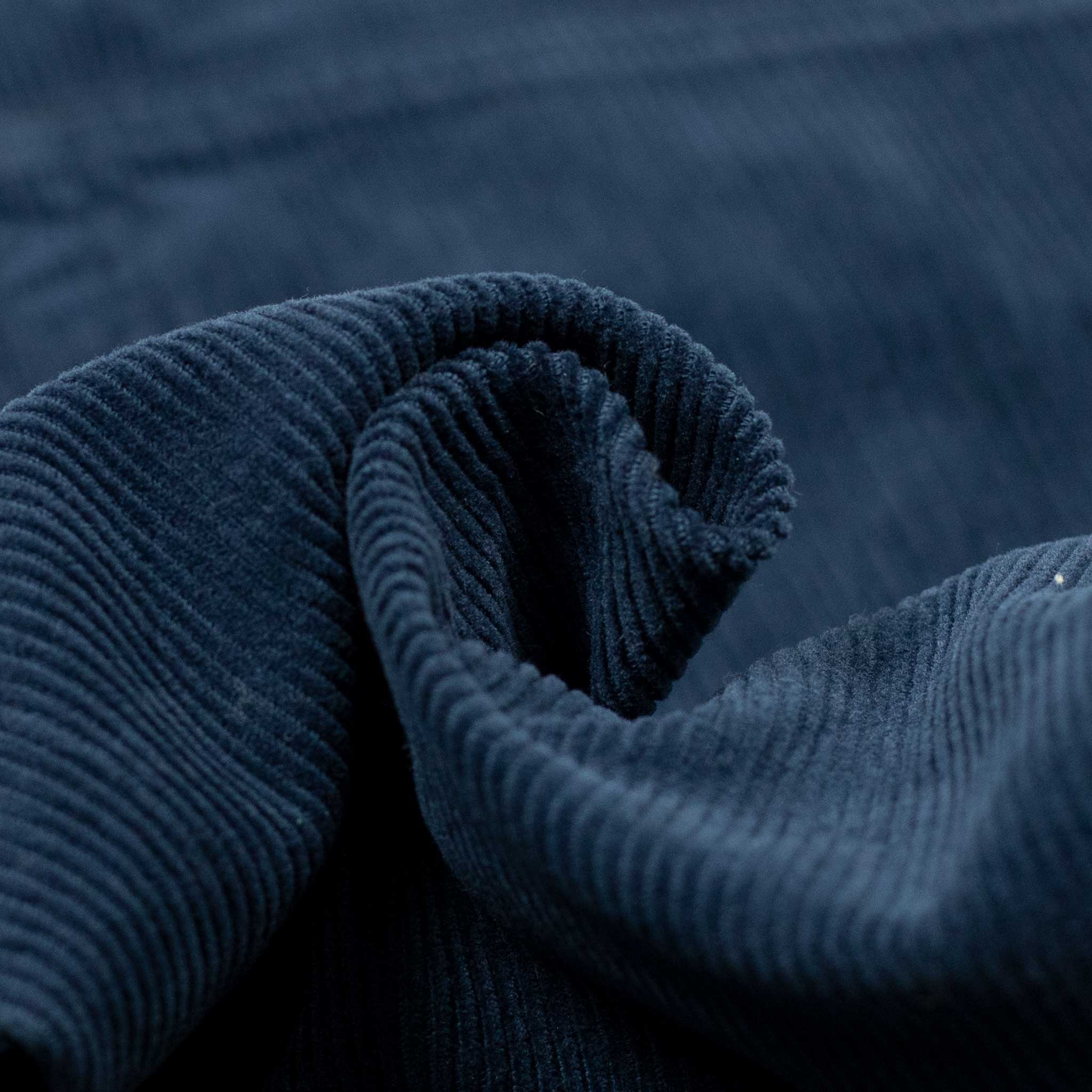 AAcero 5-pocket trousers in navy fine wale corduroy