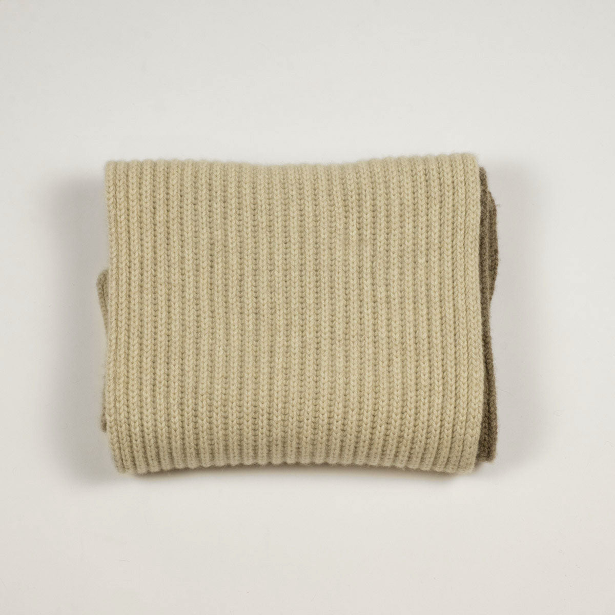 Beige three-tone 6-ply cashmere ribbed scarf