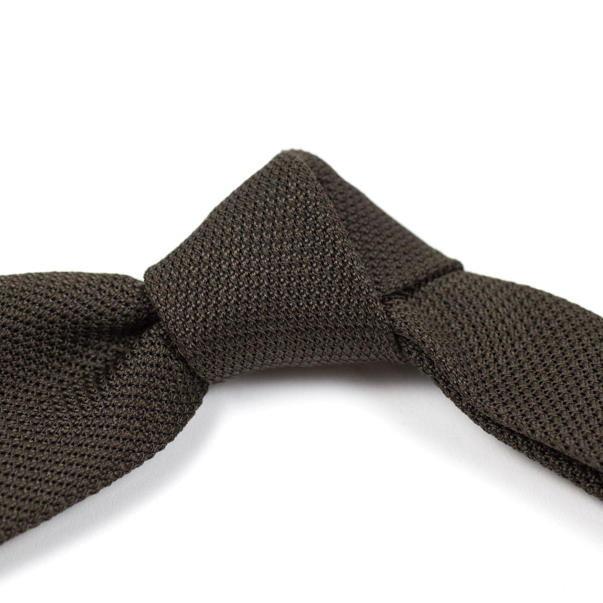 Brown self-tipped silk woven grenadine tie