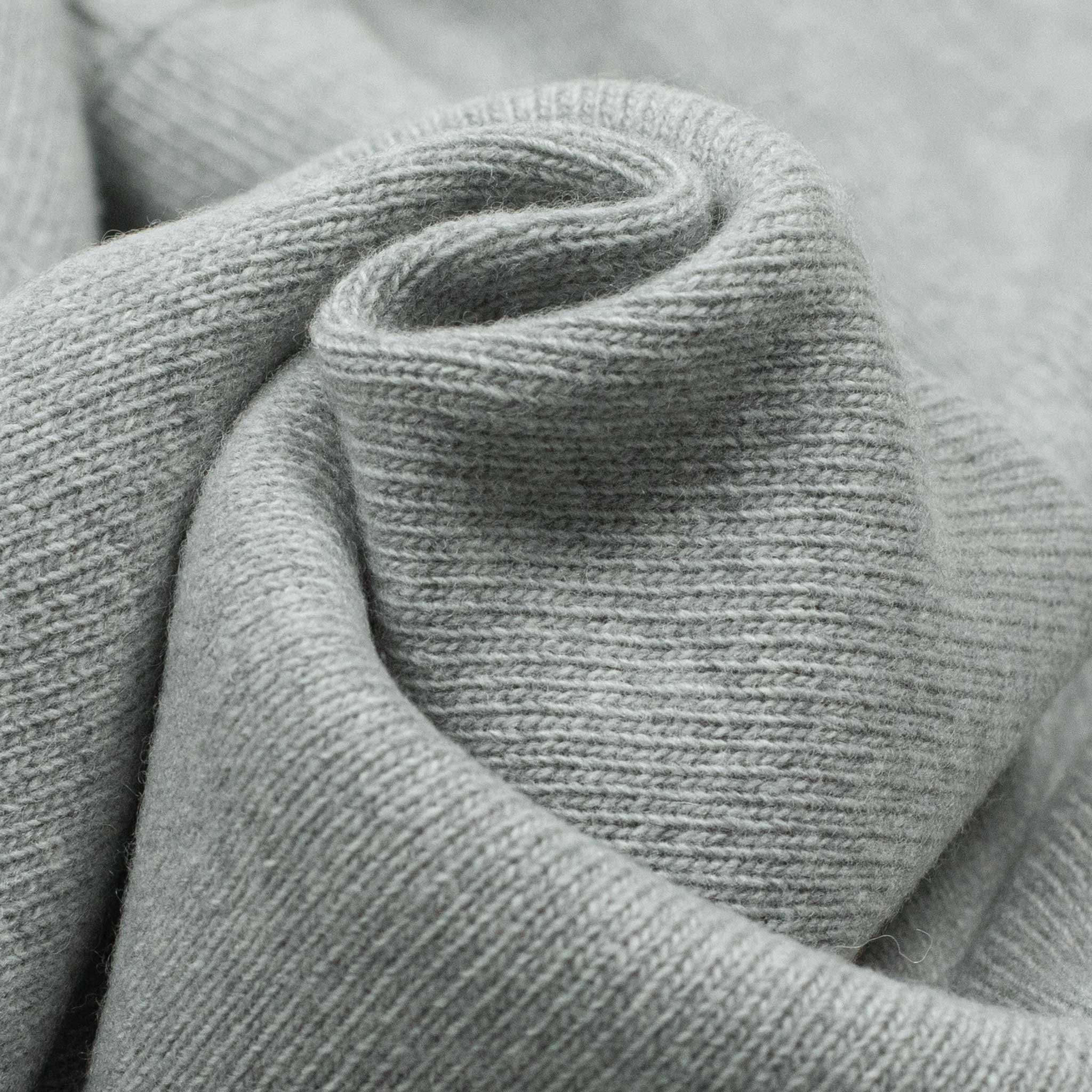 AAmintore fine gauge wool turtleneck sweater in light grey (restock)