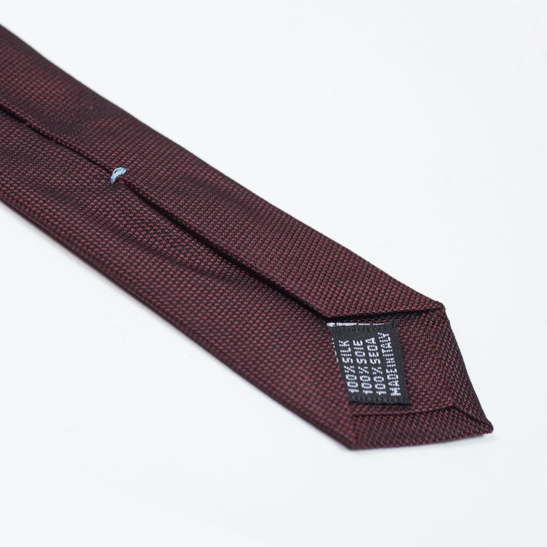 Burgundy textured silk tie