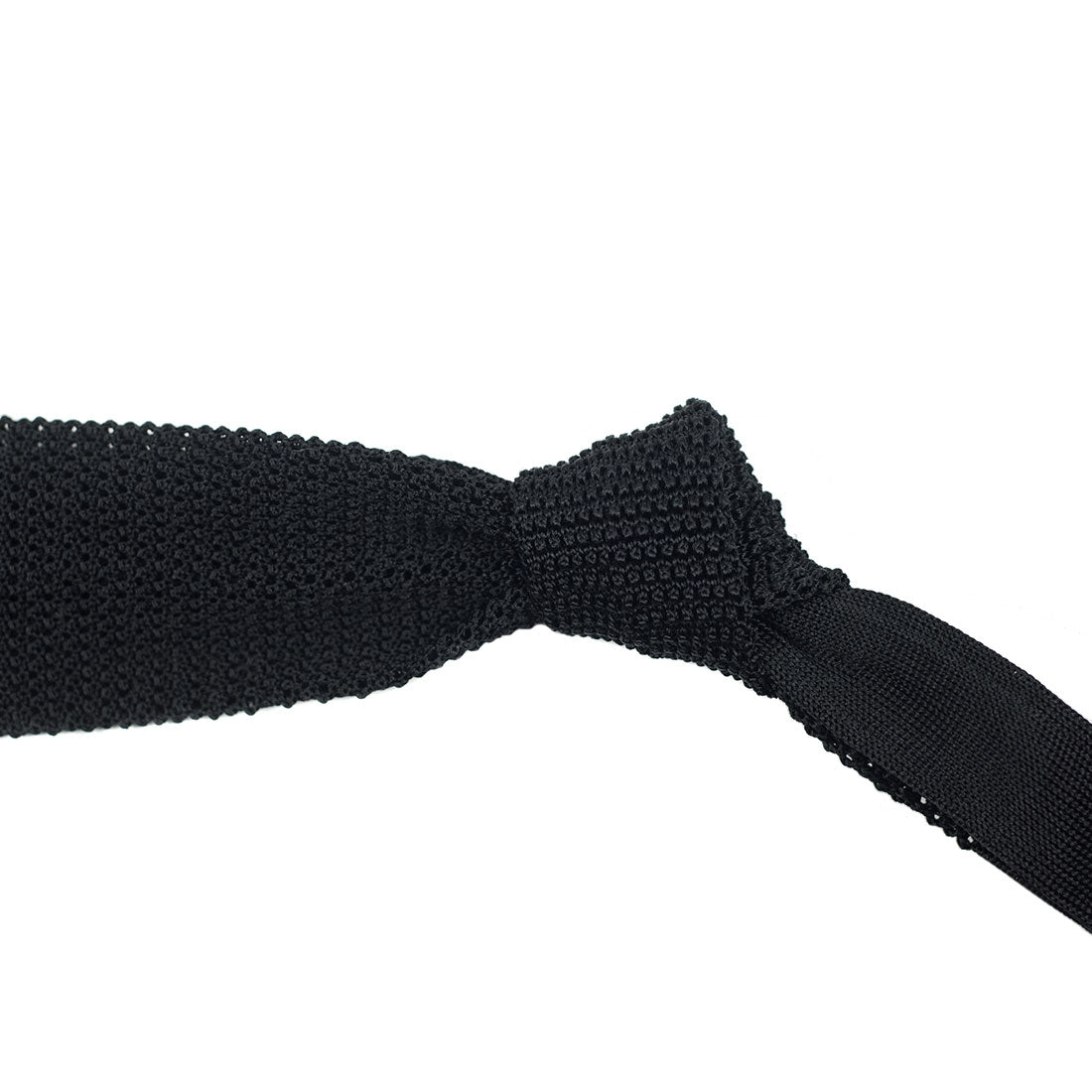 Black crunchy silk knit tie