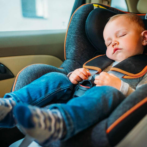 Viajar con tu bebé en coche - Bubuclean