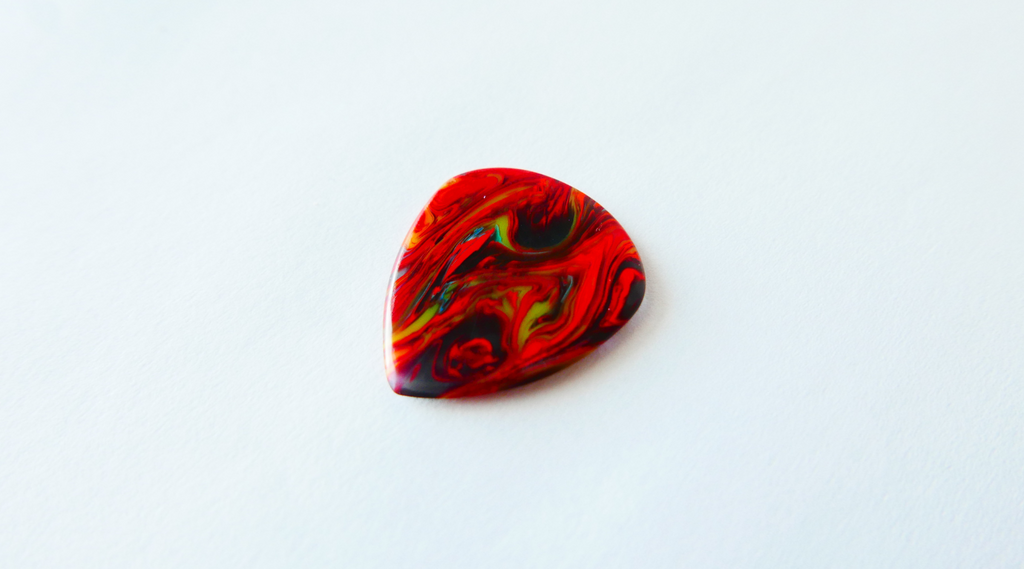 Resin Guitar Pick from Ploutone