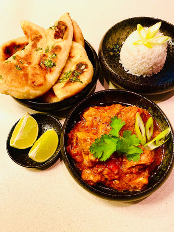 End result simple Curry - Butter chicken Naan bread tasty Indian food