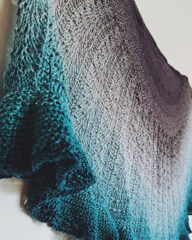 knitted lace shawl using a sheepjes whirl cake
