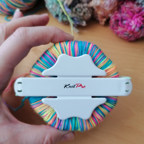 Top tips for making amazing pom poms