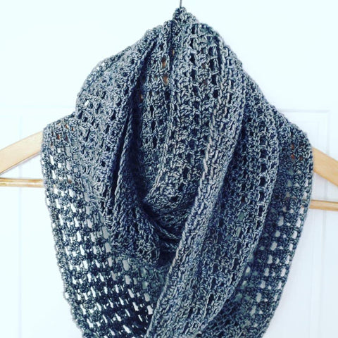 Cosy crochet cowl pattern 