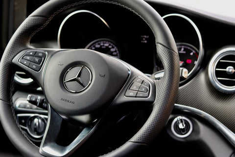 Lederlenkrad und Cockpit Mercedes