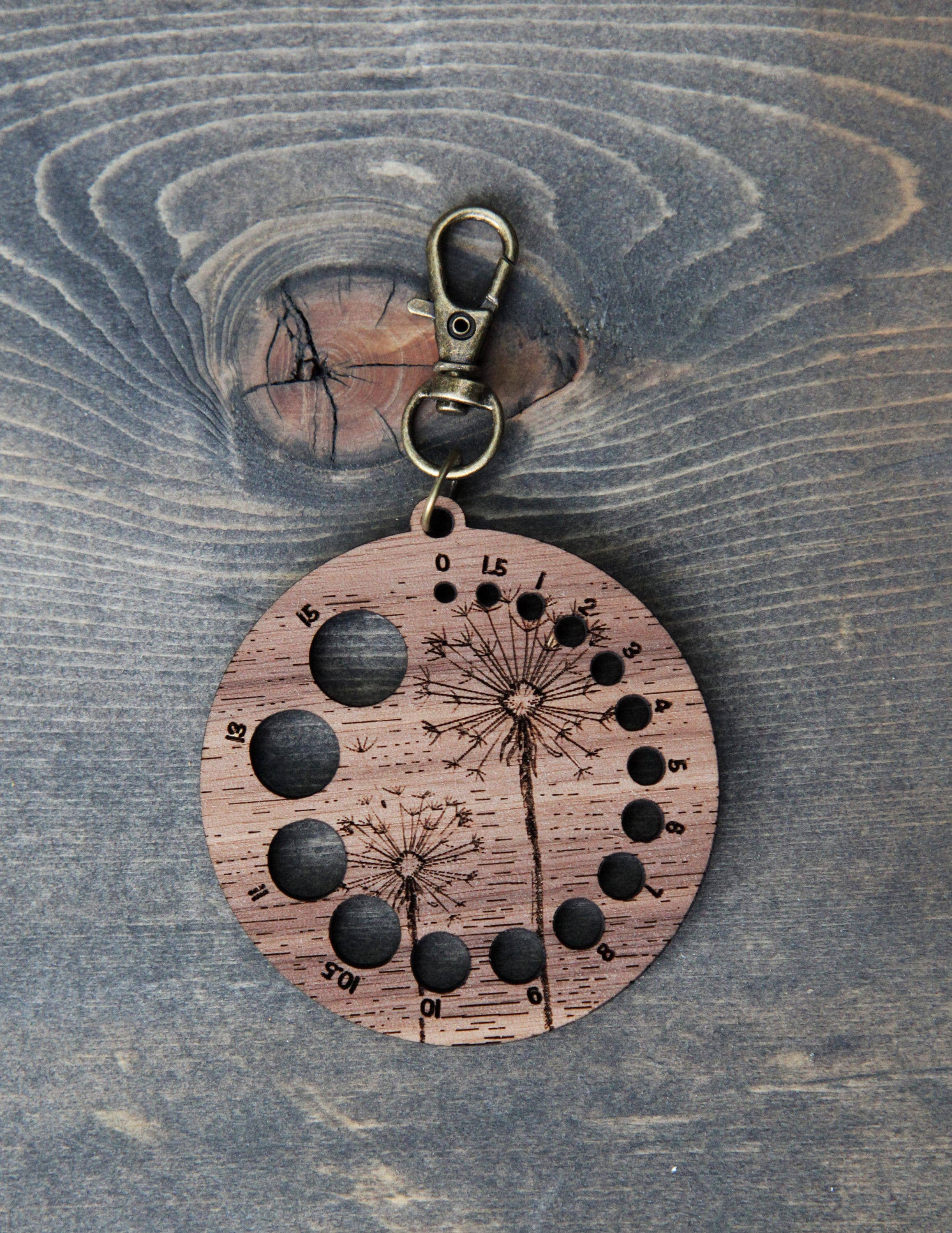 Walnut Knitting Needle Gauge Dandelion with Bronze Clasp