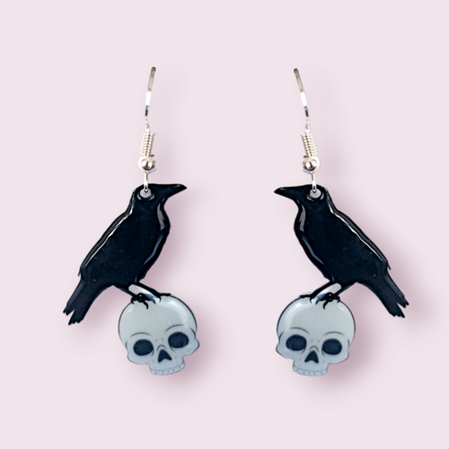 Frayle Black Raven's Claw Earrings –