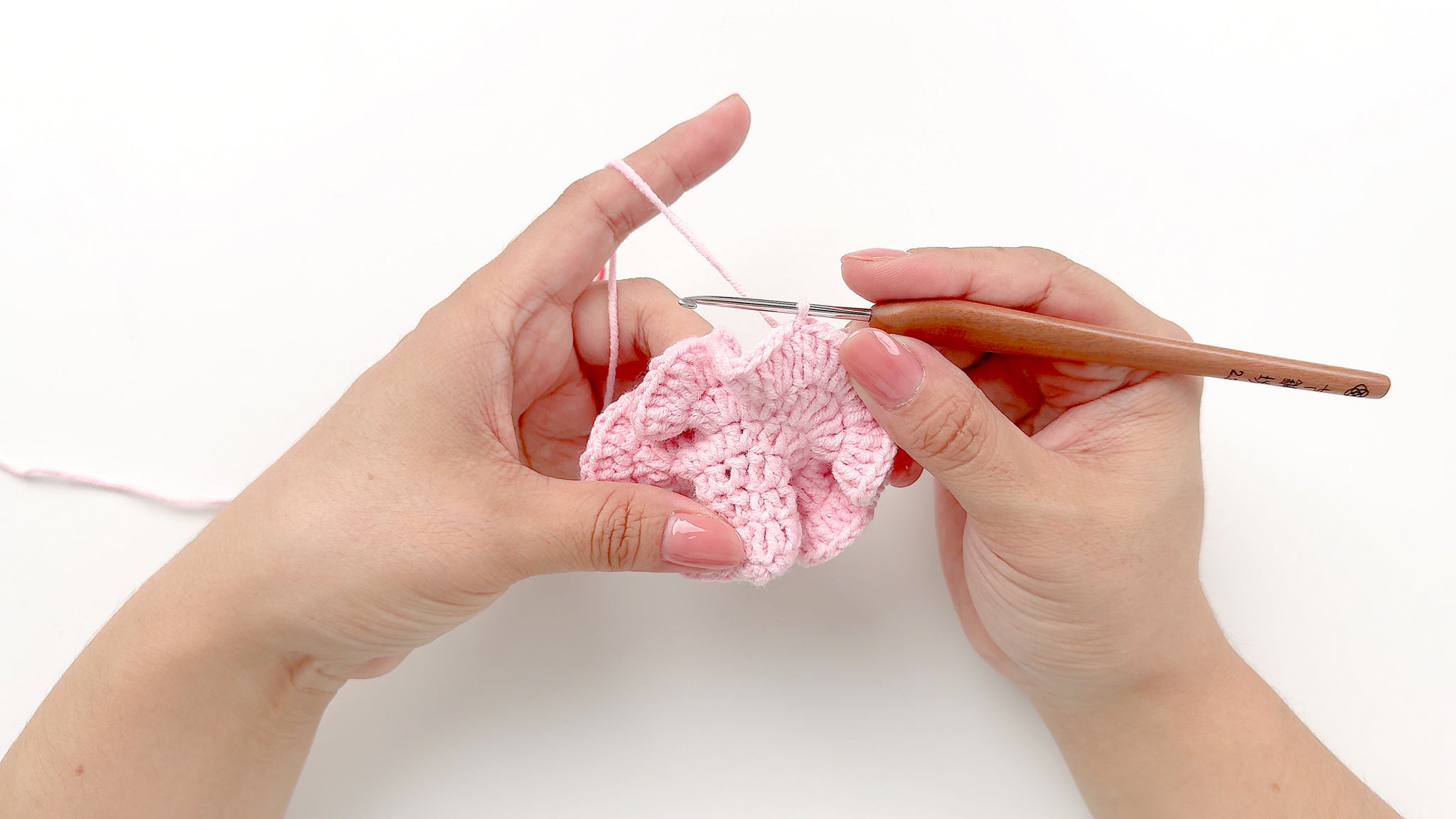 How to Crochet a Carnation Flower (Make 1)-r7