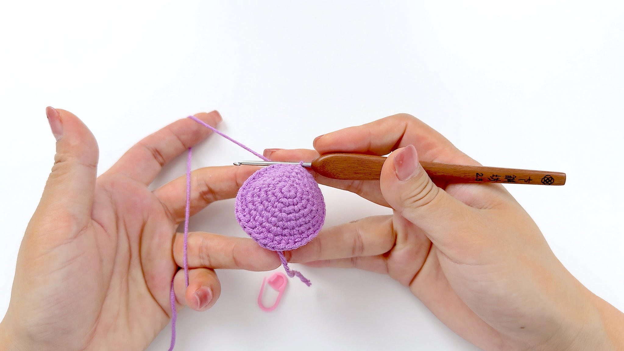 How to Crochet Small Petals-r7