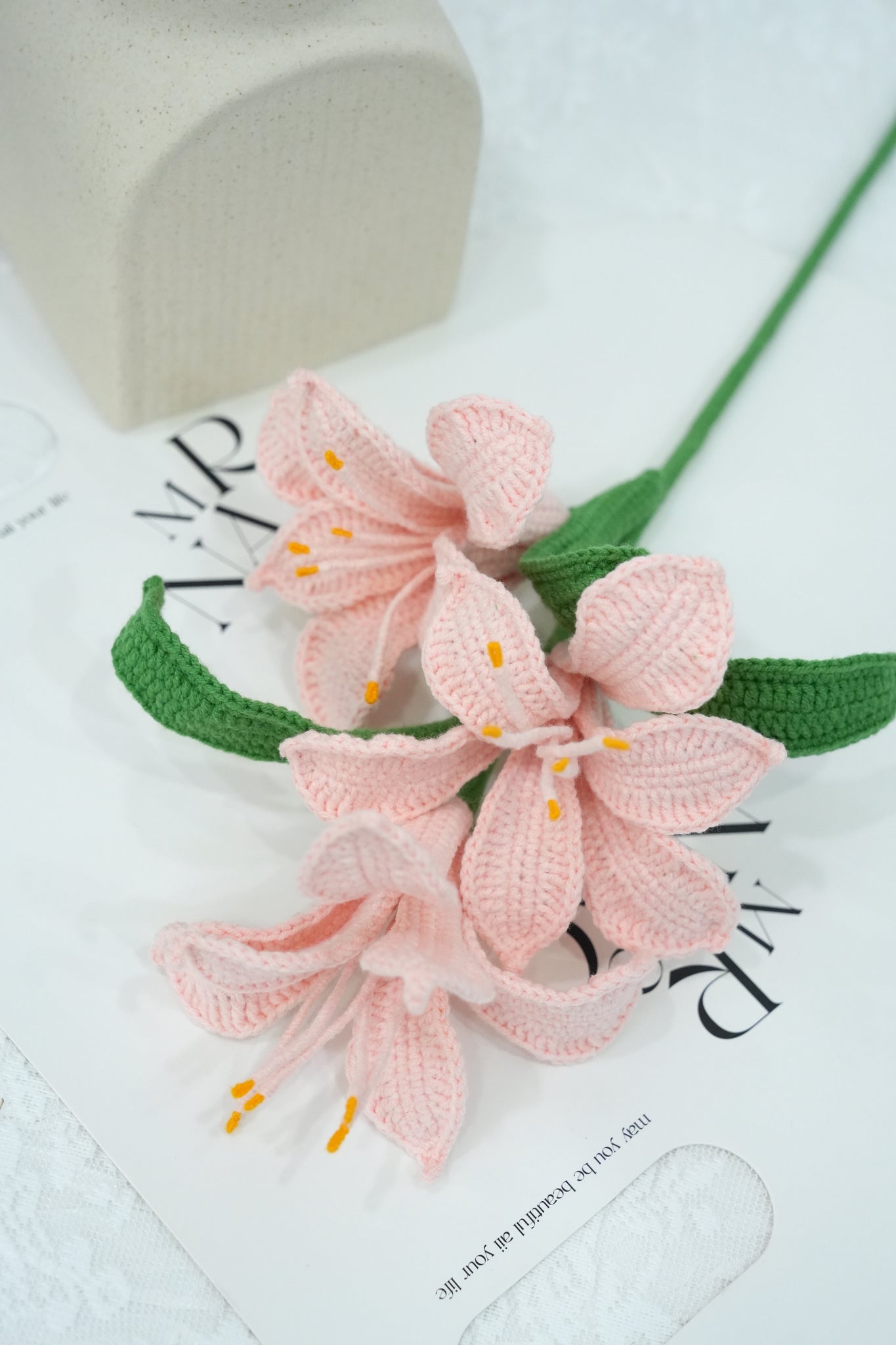 How to Crochet an Alstroemeria Flower pin