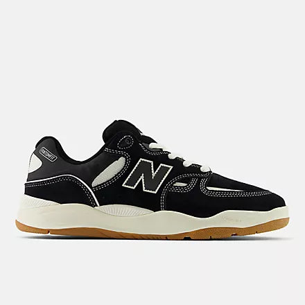 NB Numeric ~ Tiago Lemos 1010 ( BLACK W/ SEA SALT)