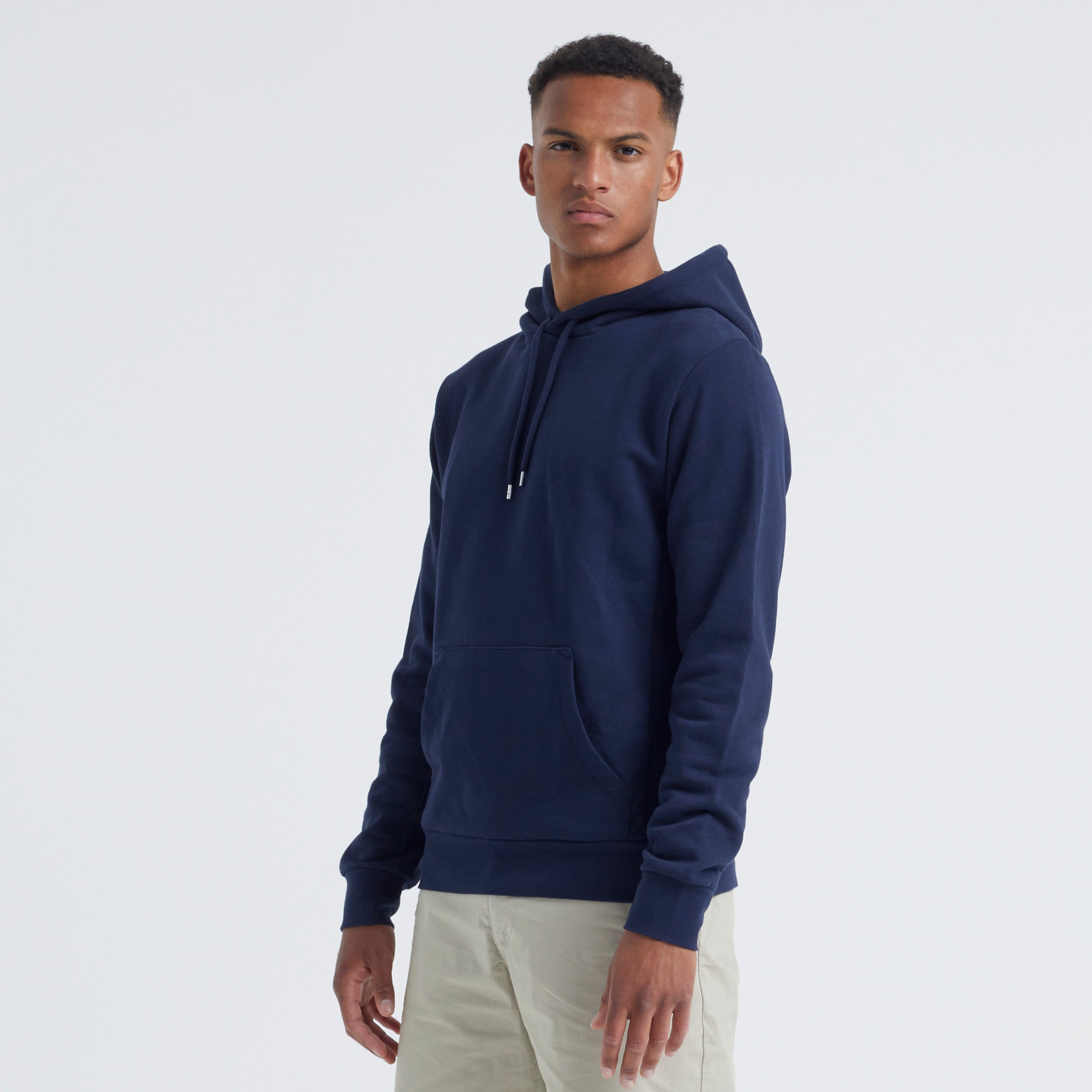 Se Jones The Organic Hoodie GOTS - Navy Blazer - XL / Navy Blazer hos bygarmentmakers.dk