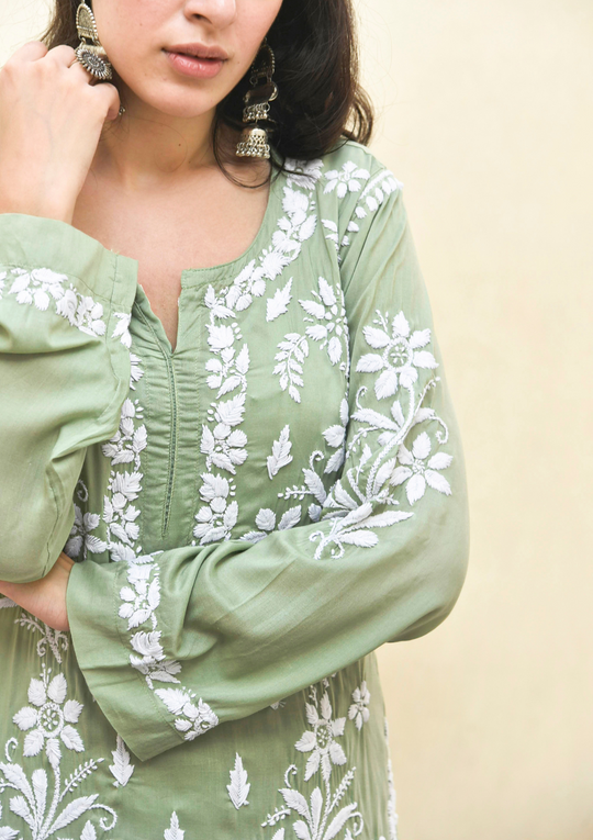Details 130+ modern embroidery designs for kurti best