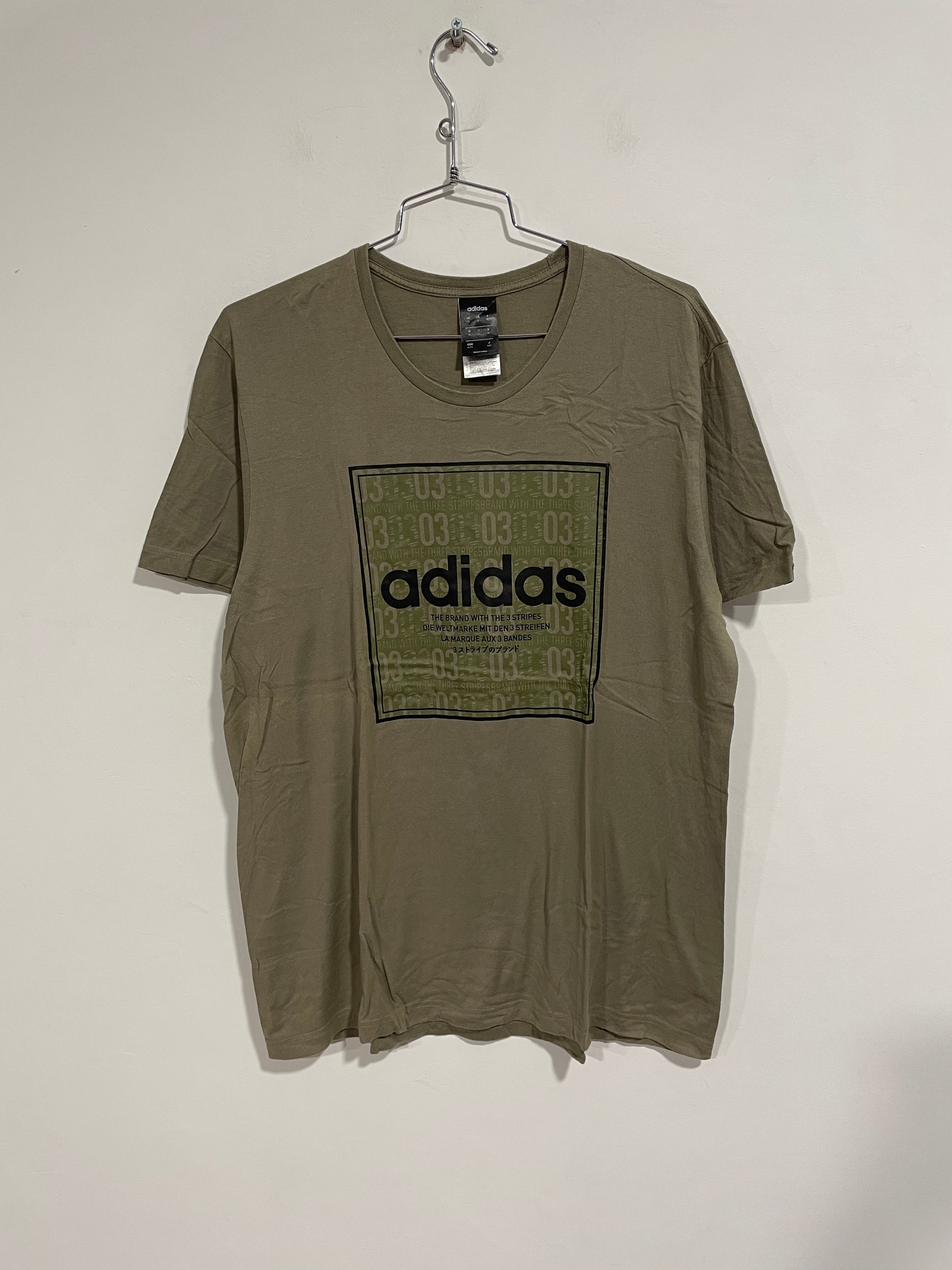 antepasado Incorporar Timor Oriental T shirt Adidas vintage (C113) – Vintage Store TV