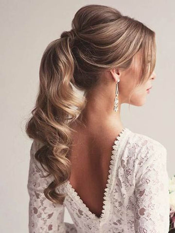 The ponytail is one of the most sophisticated hairstyles you can do on your Minque ponytail clip-in hair extensions for your wedding day. 