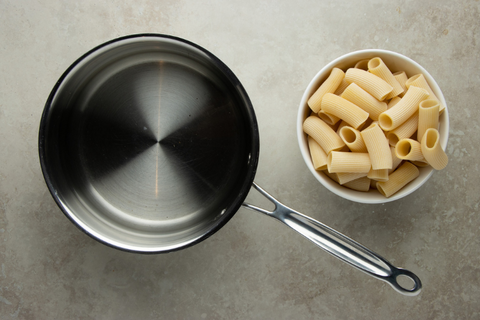 How to make paccheri pasta