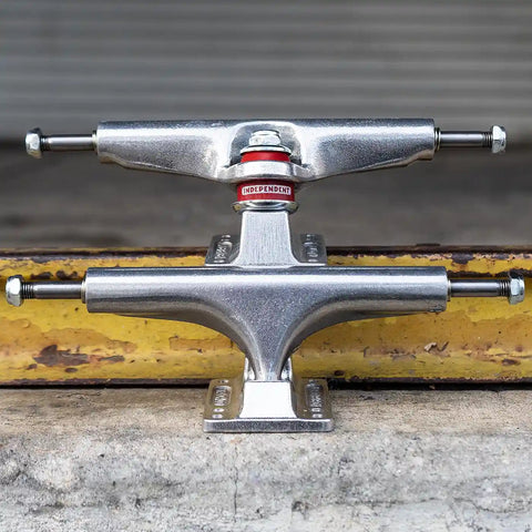 Independent Stage 4 skateboard truck